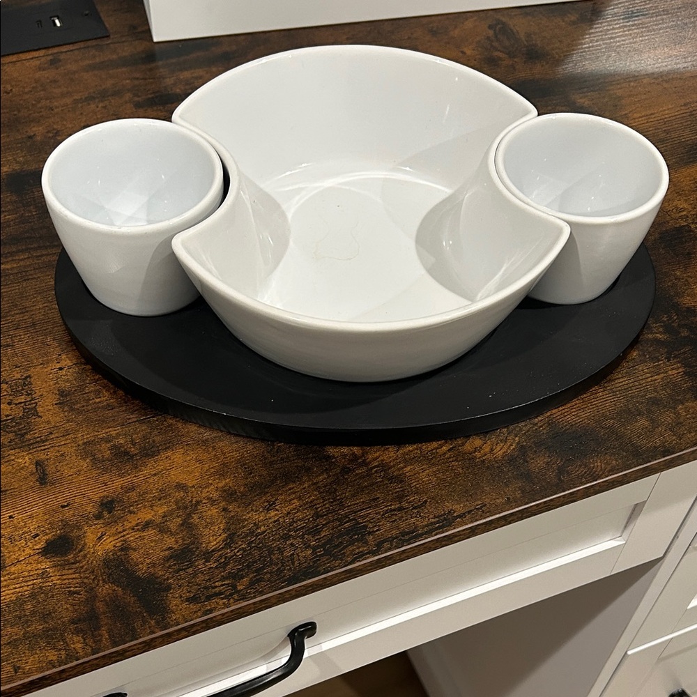 Food Network Nesting Serving Dishes
